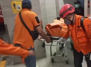 5 Fakta Tragis Pria Terjun Bebas di Tunjungan Plaza Surabaya