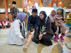 Perkuat PPKS Trenggalek, Kemensos Salurkan Bantuan Sosial Hampir Rp 1 M