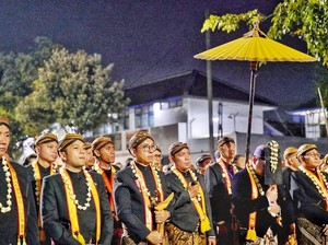 8 Pantangan Malam 1 Suro dalam Tradisi Jawa
