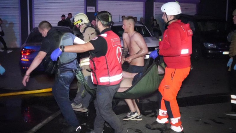 Akibat serangan pesawat nirawak Rusia di Odesa, Ukraina, Sabtu (28/6/2025). (Handout via REUTERS)