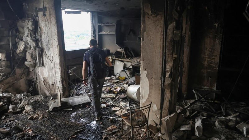Akibat serangan pesawat nirawak Rusia di Odesa, Ukraina, Sabtu (28/6/2025). (Handout via REUTERS)