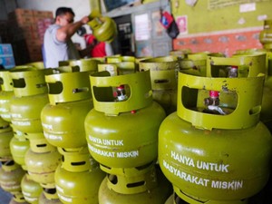 Gas Langka, Warga Badung Cari LPG 3 Kg Sampai ke Denpasar