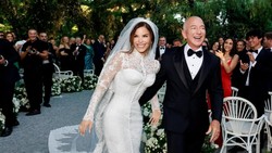 Pesona Lauren Sanchez saat Dinikahi Jeff Bezos, Anggun Dengan Mermaid Gown