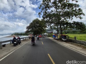 Lalin ke Pantai Palabuhanratu Lancar, Wisatawan Mulai Padati Citepus