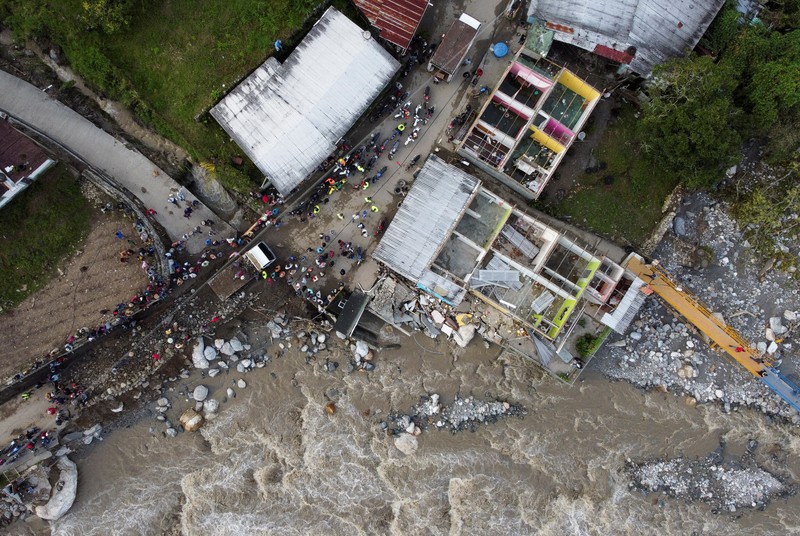 Kerusakan akibat banjir di El Caney, Venezuela, Sabtu (28/6/2025). (REUTERS/Leonardo Fernandez Viloria) Kerusakan akibat banjir di El Caney, Venezuela, Sabtu (28/6/2025). (REUTERS/Leonardo Fernandez Viloria)