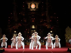 Sekaa Gong Legendaris Kesuma Tirta Tampil Menawan di Pesta Kesenian Bali
