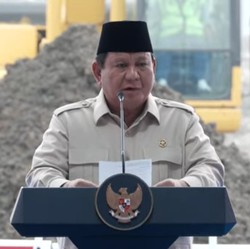 Komisi XI Ketok KEMPPKF 2026, Sri Mulyani Sampaikan Pesan dari Prabowo