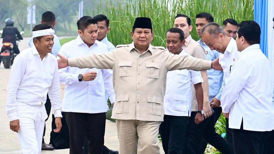Goundbreaking ekosistem industri kendaraan listrik terintegrasi di Karawang, Jawa Barat, Minggu (29/6/2025). (YouTube/Sekretariat Presiden)