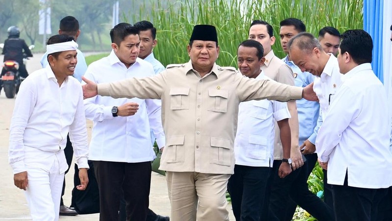 Goundbreaking ekosistem industri kendaraan listrik terintegrasi di Karawang, Jawa Barat, Minggu (29/6/2025). (YouTube/Sekretariat Presiden)