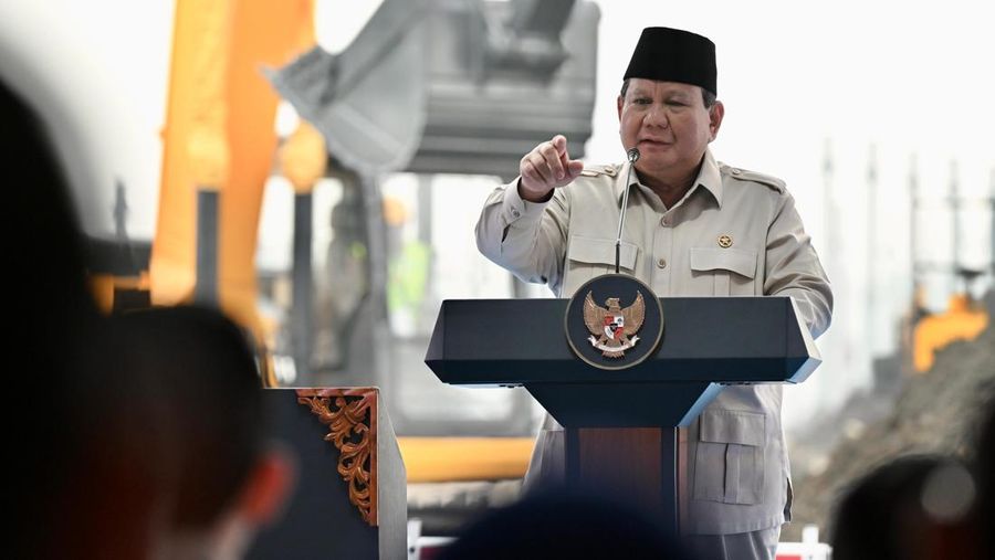 Goundbreaking ekosistem industri kendaraan listrik terintegrasi di Karawang, Jawa Barat, Minggu (29/6/2025). (YouTube/Sekretariat Presiden)