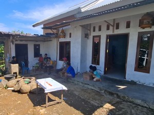 Rumah di Lubuklinggau Rusak Usai Dihempas Angin Pesawat Gagal Mendarat