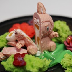 Unik! Potret Restoran di Rusia Sulap Boneka Labubu Jadi Menu Dessert