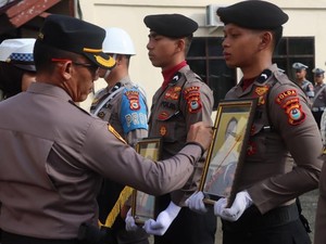 2 Personel Polres Selayar Dipecat Tak Hormat karena Mangkir dari Tugas