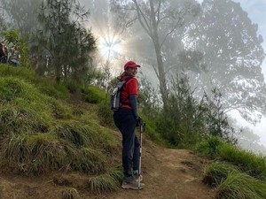 Video Cerita Ira Wibowo Naik Gunung Kinabalu Tanpa Persiapan