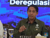 Menhut Raja Juli Mau Bentuk Tim Khusus Penetapan Hutan Adat