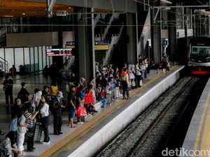 Gempa M 4,9 Bekasi Terasa di Jabodetabek, Perjalanan KRL Terganggu