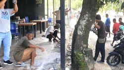 Dalih Waka DPRD Parepare Suyuti Baru Bongkar Kafenya di Trotoar Usai 12 Tahun