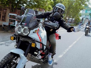 Kronologi Desta Jatuh saat Touring di Lombok