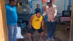 Derita Bocah di Tuban Tak Bisa Sekolah dan Bermain Karena Obesitas