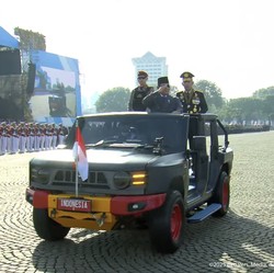 Prabowo Puji Polisi: Saya Melihat Polri Bekerja di Tengah Rakyat