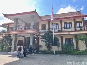 Ratusan Calon Siswa Daftar ke SMAN 1 Giri Banyuwangi Kena Prank SPMB