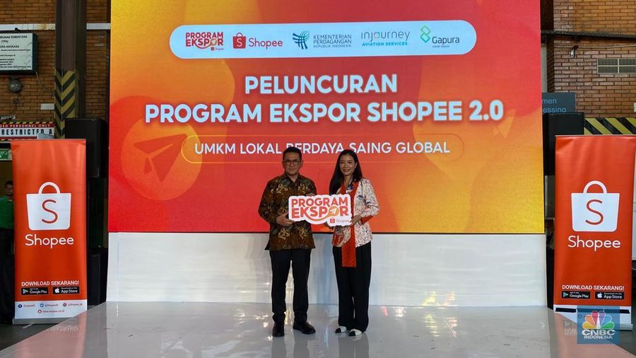 Shopee telah mengirimkan 60 juta produk lokal dikirimkan ke luar Indonesia. Selama semester I tahun 2025. (CNBC Indonesia/Novina Putri Bestari)