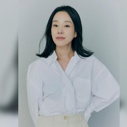 Artis Korea Selatan Lee Seo-yi Meninggal Usia 43 Tahun