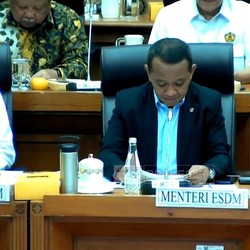 Bahlil: Otak Saya Sekarang di Minyak Aja, Mikir Cara Lifting Naik