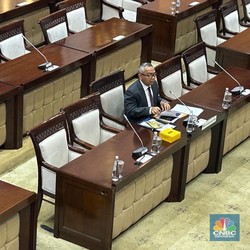 Farid Azhar Nasution Usung 6 Program, Mau LPS Borong SBN Asing
