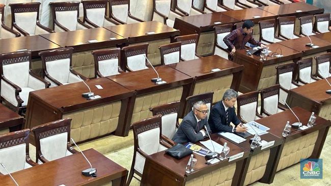 Komisi XI DPR TundaPengumuman Wakil Ketua LPS, Ini Alasannya
