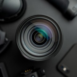 7 Aplikasi Kamera HP yang Bisa Hasilkan Foto Setara DSLR di 2025