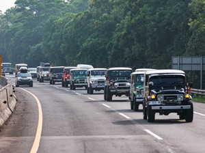 Ratusan Toyota Land Cruiser Ramaikan Bandung, Ada Apa Nih?
