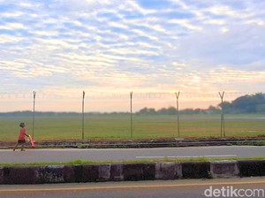 Jangan Main Layangan Sekitar Bandara Juwata Tarakan, Bahaya!