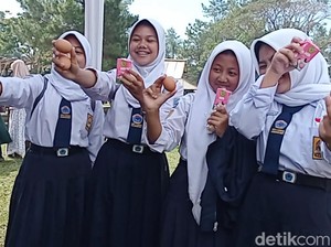 Semringah Aurel Dapat Susu dan Telur: Gizi Tambah-Irit Jajan