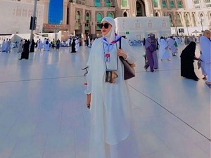 Vernita Syabilla Mohon Doa Pertobatan Diterima Tuhan Saat Umrah
