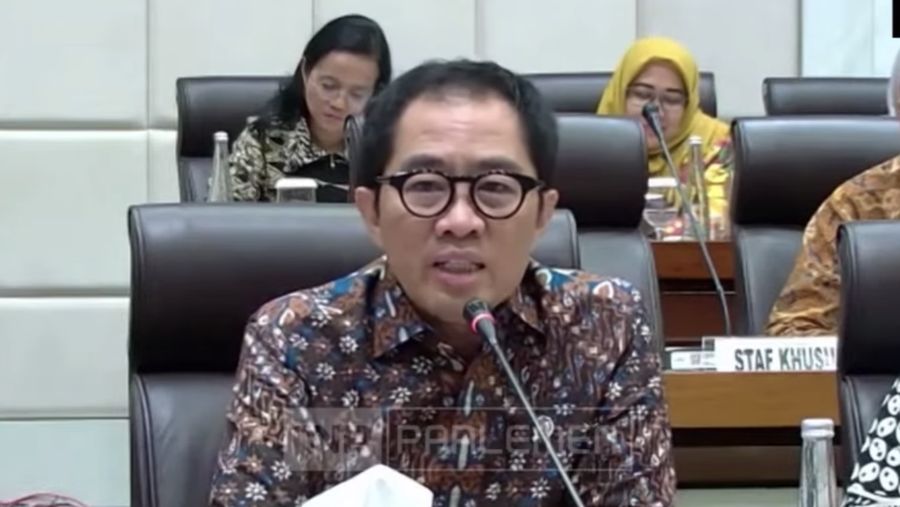 Wamenperin Faisol Riza saat rapat kerja dengan Komisi VII DPR RI. (Tangkapan Layar Youtube/Komisi VII DPR RI Channel)