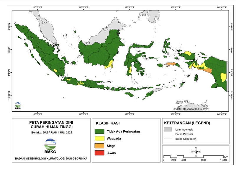 Analisis dinamika atmosfer laut dan analisis curah hujan bulan Juli – Desember 2025. (Dok. BMKG) Analisis dinamika atmosfer laut dan analisis curah hujan bulan Juli – Desember 2025. (Dok. BMKG)