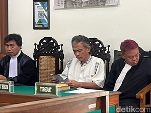 Putusan MK soal UU ITE Jadi Dasar Bambang Tri Ajukan PK Kasus Ijazah Jokowi