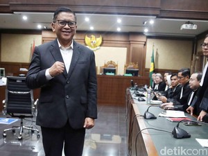 Hasto Bantah Pernah Perintah Tenggelamkan HP Harun Masiku