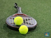 Padel olahraga yang memadukan elemen tenis dan squash di Padel Arena Jakarta, Jakarta, Kamis (03/7/2025). (CNBC Indonesia/Muhammad Sabki)