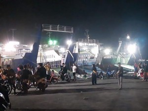 KMP Tunu Pratama Jaya Tenggelam di Selat Bali Bawa 65 Penumpang