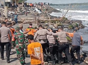 1 Lagi Jenazah Korban KMP Tunu Pratama Jaya Ditemukan, Total 5 Orang Tewas