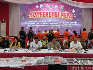 Video: Polda Kepri Tangkap 7 Pelaku Pemalsuan Sertifikat Tanah