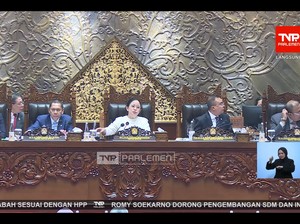Video: Puan Bacakan Surpres Calon Dubes RI di Paripurna DPR