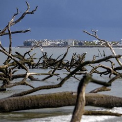 Fakta Pulau Paling Terpencil di Bumi, Pernah Dihuni Pemimpin Dunia