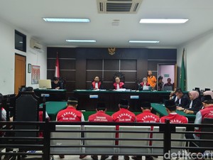 2 Terdakwa Kasus Pabrik Pil PCC di Serang Divonis Penjara Seumur Hidup