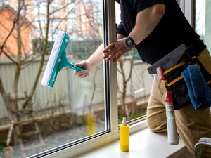 Sibuk Sampai Tak Sempat Bersihkan Rumah? Coba Lakuin 6 Hal Ini