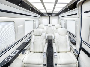 Mewah! Interior Mercedes-Benz Sprinter Ini Dimodifikasi ala Kabin Jet Pribadi