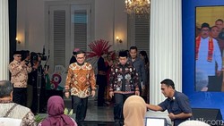 Pramono-Rano Karno Hadiri Jakarta Water Hero di Balai Kota