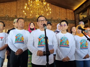 Pramono Wajibkan Busana Betawi Dipakai Saat Pelantikan Pejabat Jakarta